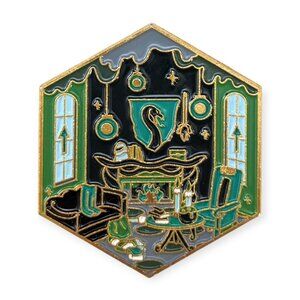 Harry Potter Enamel Fantasy Pin: Slytherin Common Room